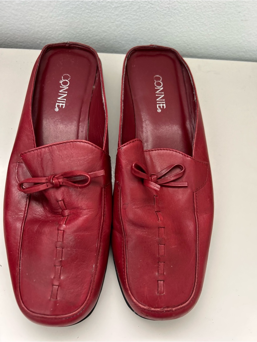 Connie Red Leather slip-on Mule loafers with Bow Accents Size 7M